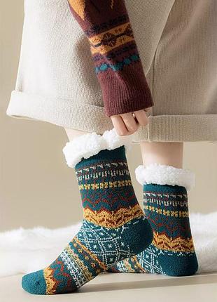 Зимові теплі шкарпетки з плюшевим хутром зелені one size 32-37р. 3654 на дівчаток утеплені всередені махрові носочки з орнаментом на подарунок