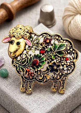 Брошка кулон 2 в 1 овечка 🐏 символ года, кружевная, цветная эмаль акварель овца овца баран баранок золотой значок