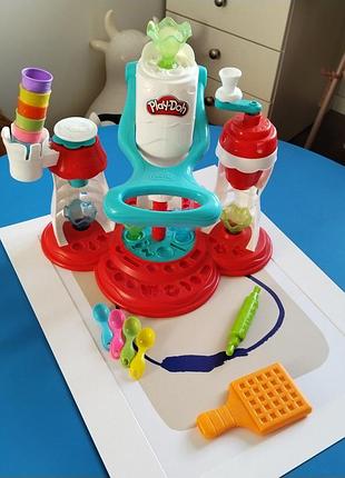 Набір для ліплення play-doh світ морозива ultimate swirl ice cream maker