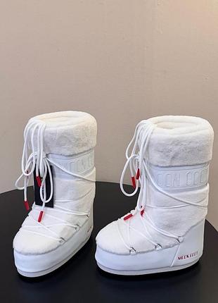 Чоботи moon boot
