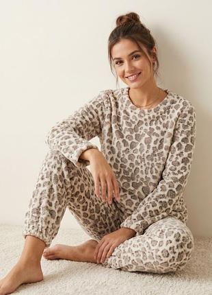 Женская  пижама флисовая р.s/м  primark