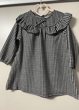 Сукня zara для дівчинки у клітинку 104 см