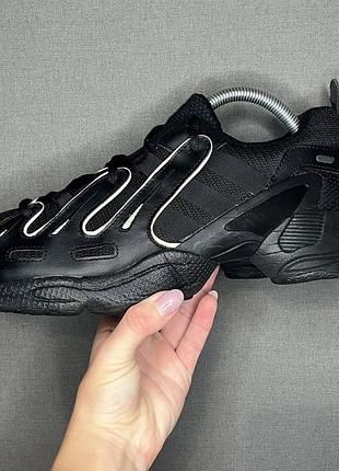 Кросівки adidas 43 р оригінал