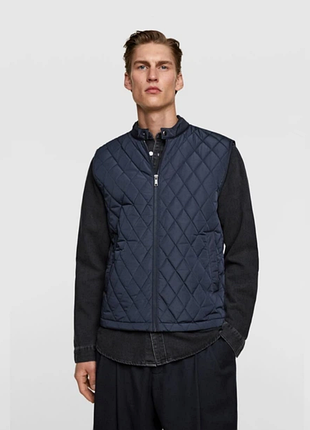 Жилетка zara чоловіча розмір s