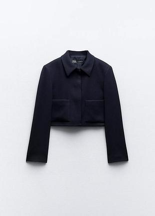Короткий блайзер з сорочковим коміром zara