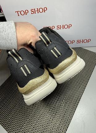 Оригінальні кросівки skechers 4