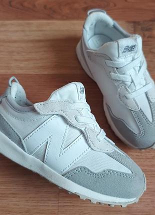 Оригинальные new balance р25.5 длина стельки по факту 16.5см