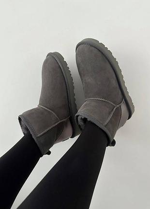 Женские угги ugg mini graphite grey lacquer premium зима 9