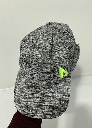 Кепка reserved