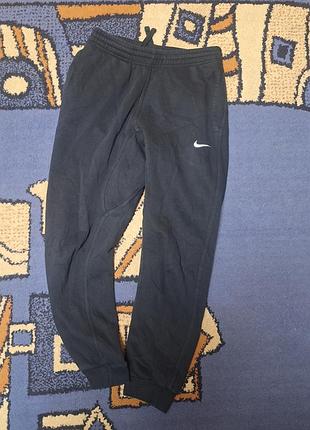 Спортивные подростковые штаны nike р s