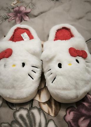 Капці жіночі hello kitty хутряні білі