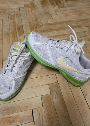 Кросівки nike білі з салатовим