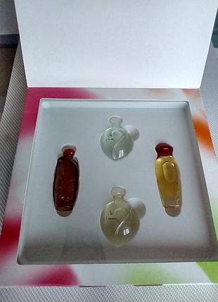 Набор миниатюр collection parfumeé yves rocher