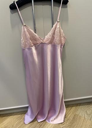 Сатинова нічна сорочка h&m із ніжним мереживом 💜