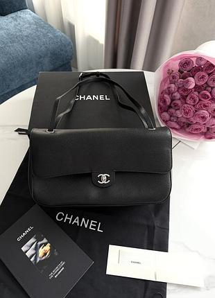 Chanel black silver 33x18x10