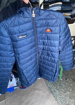 Чоловіча стьобана куртка ellesse core lombardy padded jacket у синьому кольорі 2