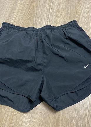 Шорти жіночі бігові найк раннінг розмір м чорні для бігу nike running для зала для фітнесу