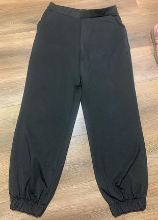 Чорні спортивні жіночі штани джогери zara, розмір l (ідеальний стан)🖤❤️