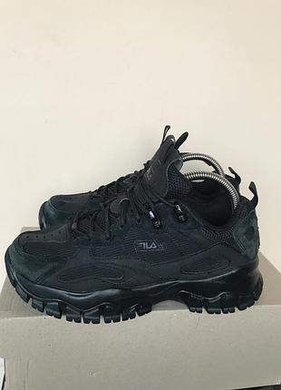 Кожаные кроссовки fila