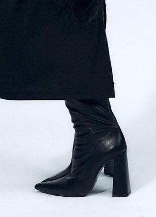 Красивые и удобные ботинки zara