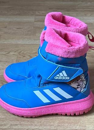 Зимние сапожки adidas в идеальном состоянии 31 размера
