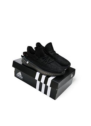 Кроссовки yeezy boost 350 v2 черные