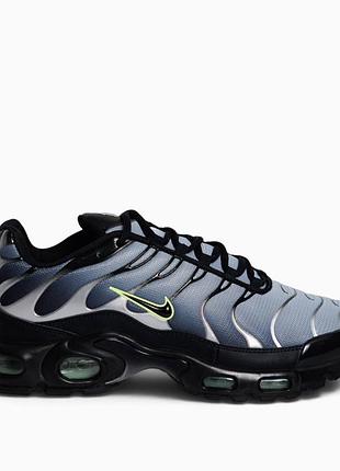 Nike air max plus tn black grey green
