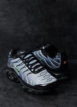 Nike air max plus tn black grey green 2