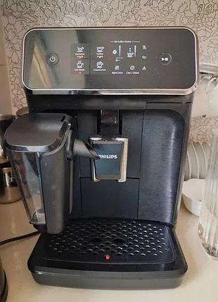 Распродаж!!автоматическая кофемашина / самовывиз / philips series 2200 lattego (идеальное состояние)