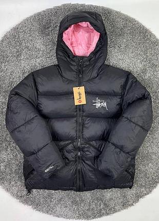 Зимовий чорний пуховик stussy, рожевий капюшон, xl, xxl