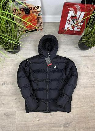 Чорна зимова куртка jordan в розмірах m, l, xl, xxl