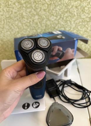 Електробритва philips series 1000 s1131 роторна для чоловіків