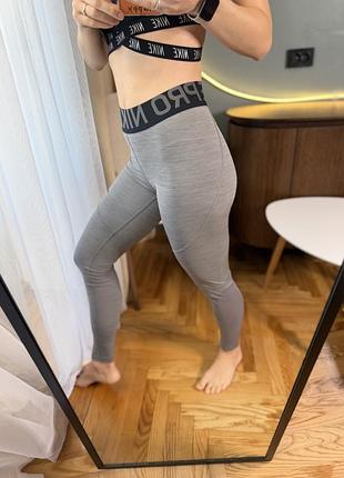 Сірі спортивні лосини nike pro 6