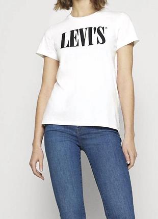 Нова футболка levis розмір  s оригінал