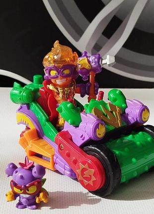 Машинка superthings kazoom kids s1 — спайк-роллер кактус (spike roller)