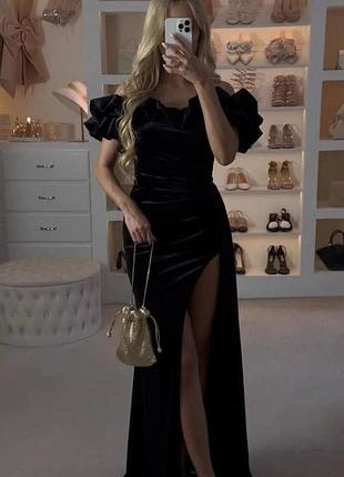 Платье женское из костюмной ткани черное 40