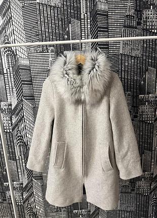 Сіре жіноче вовняне пальто zara