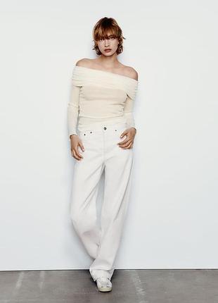 Лонгслів жіночий zara молочний зі спущеними плечима