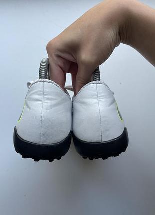 Сороконіжки nike hypervenom 4