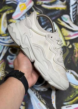 Кросівки жіночі adidas ozweego marathon running