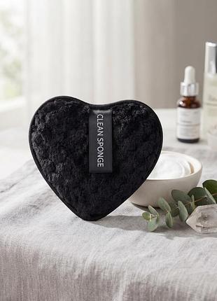 Мягкая салфетка-спонж для очищения лица в форме сердца (clean sponge), размер 10×9 см