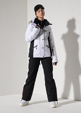 Лыжная куртка пуховик superdry snow luxe puffer jacket (размер s)
