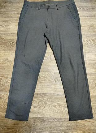 Чоловічі класичні штани zara 50-52 розмір