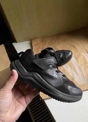 Кроссовки nike 28,5 размер