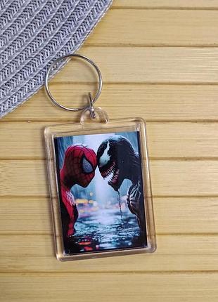 Брелок веном venom (41311)