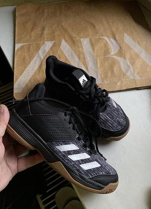 Кроссовки adidas 30 размер