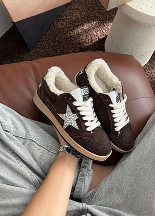 Кеди golden goose коричневі замшеві з хутром