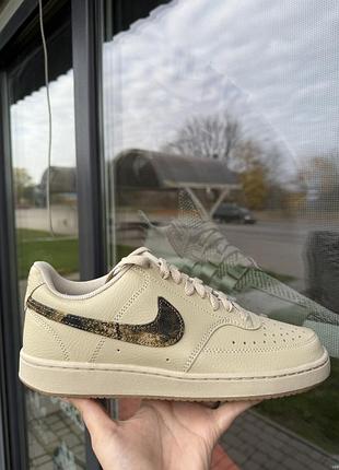 Кросівки nike court vision se(оригінал)