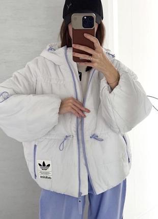 Куртка жіноча adidas демісезонна біла з фіолетовим