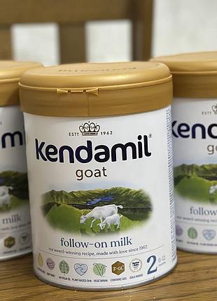 Дитяча молочна суміш kendamil goat 2 6-12 місяців